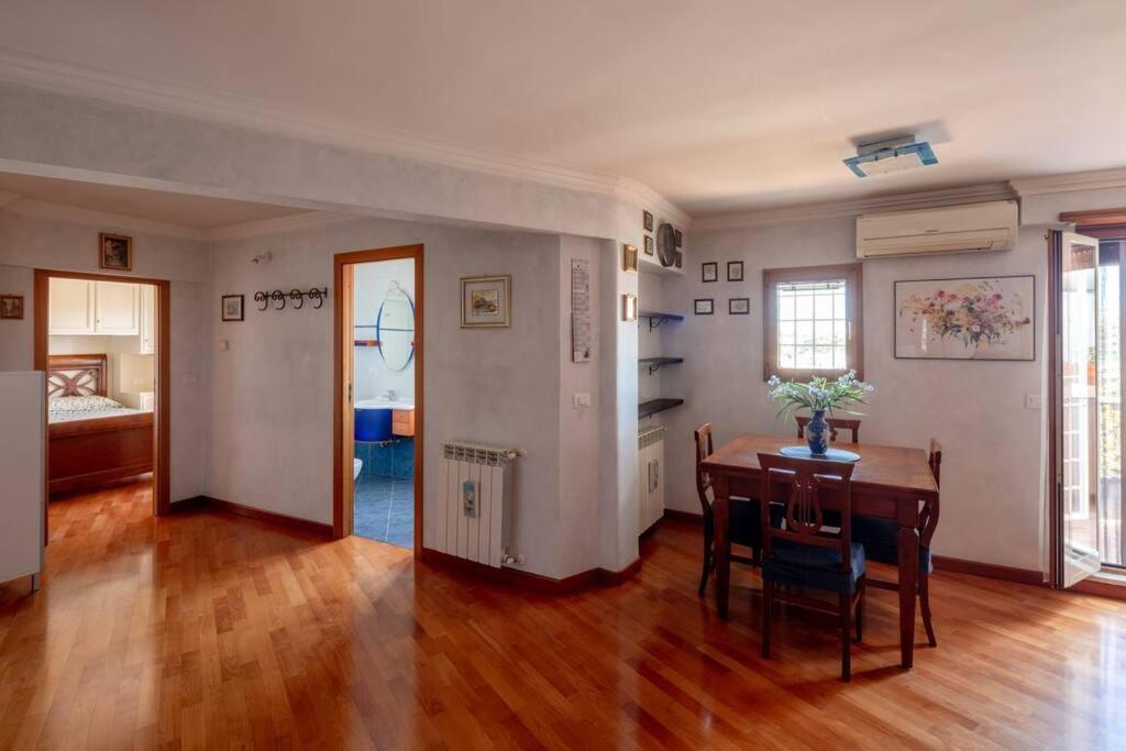 Apartamento Attico Per Quattro Persone Sulla Nomentana, Wi-Fi, Aria Condizionata Roma Exterior foto